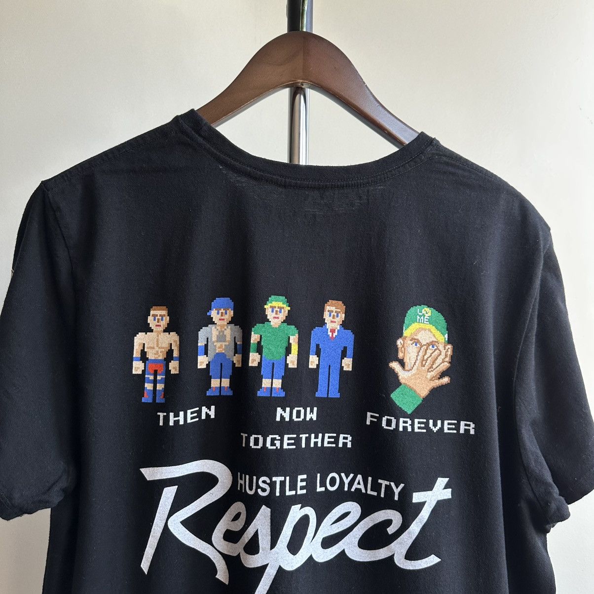 Vintage × WWE × WWF VINTAGE JOHN CENA NEVER GIVE UP 20 YEARS WWE PROMO TEE Size US L / EU 52-54 / 3 - 6 Thumbnail