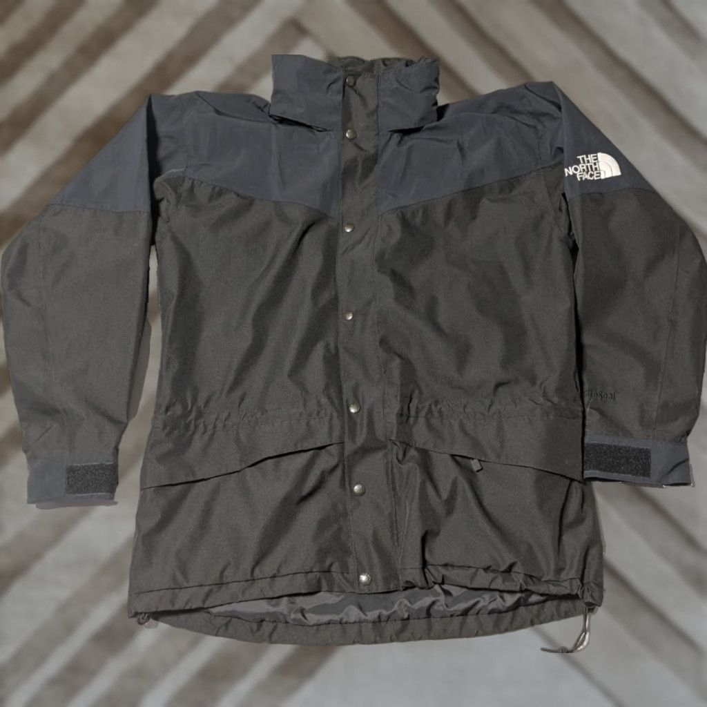 The North Face THE NORTH FACE Packable HydroSeal Windbreaker Black Hood - Men M EUC Size US M / EU 48-50 / 2 - 1 Thumbnail