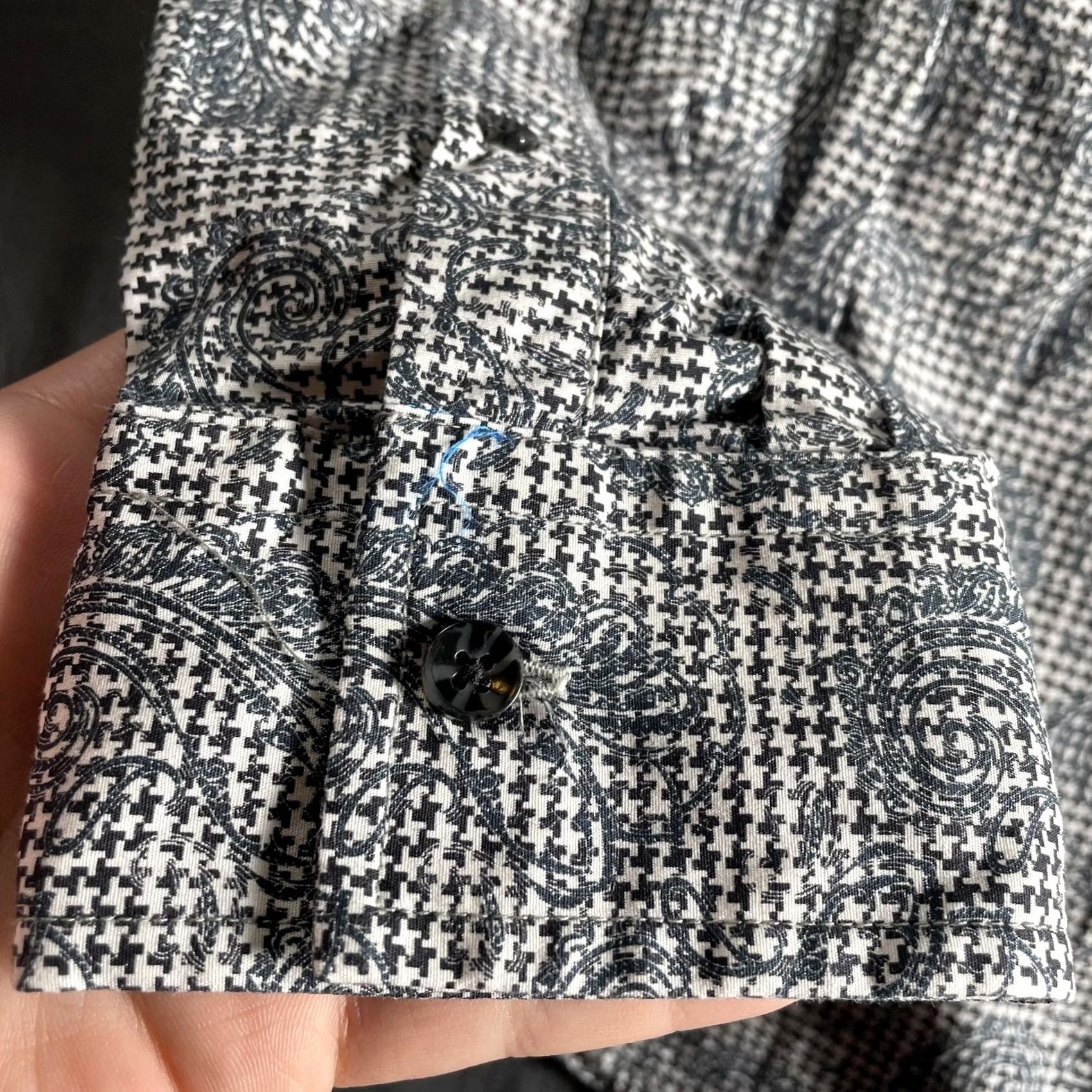 Robert Graham Robert Graham Shirt Mens XL Black White Paisley Houndstooth Tailored Fit Long Sleeve Button-Up Collar Mens Size US XL / EU 56 / 4 - 4 Thumbnail