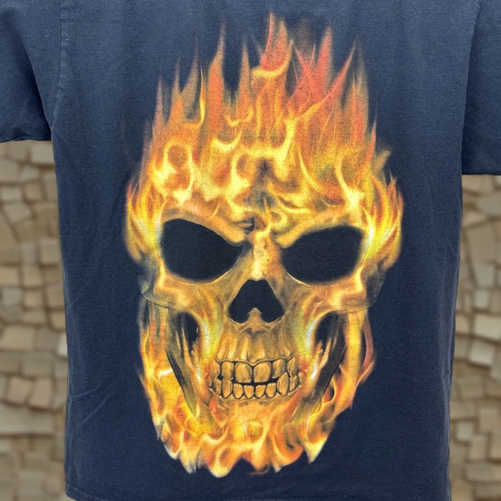 Vintage VINTAGE American Vintage Flaming Skeleton Skull T-Shirt Large Black Graphic Tee 90s Retro Mens Size US L / EU 52-54 / 3 - 1 Thumbnail