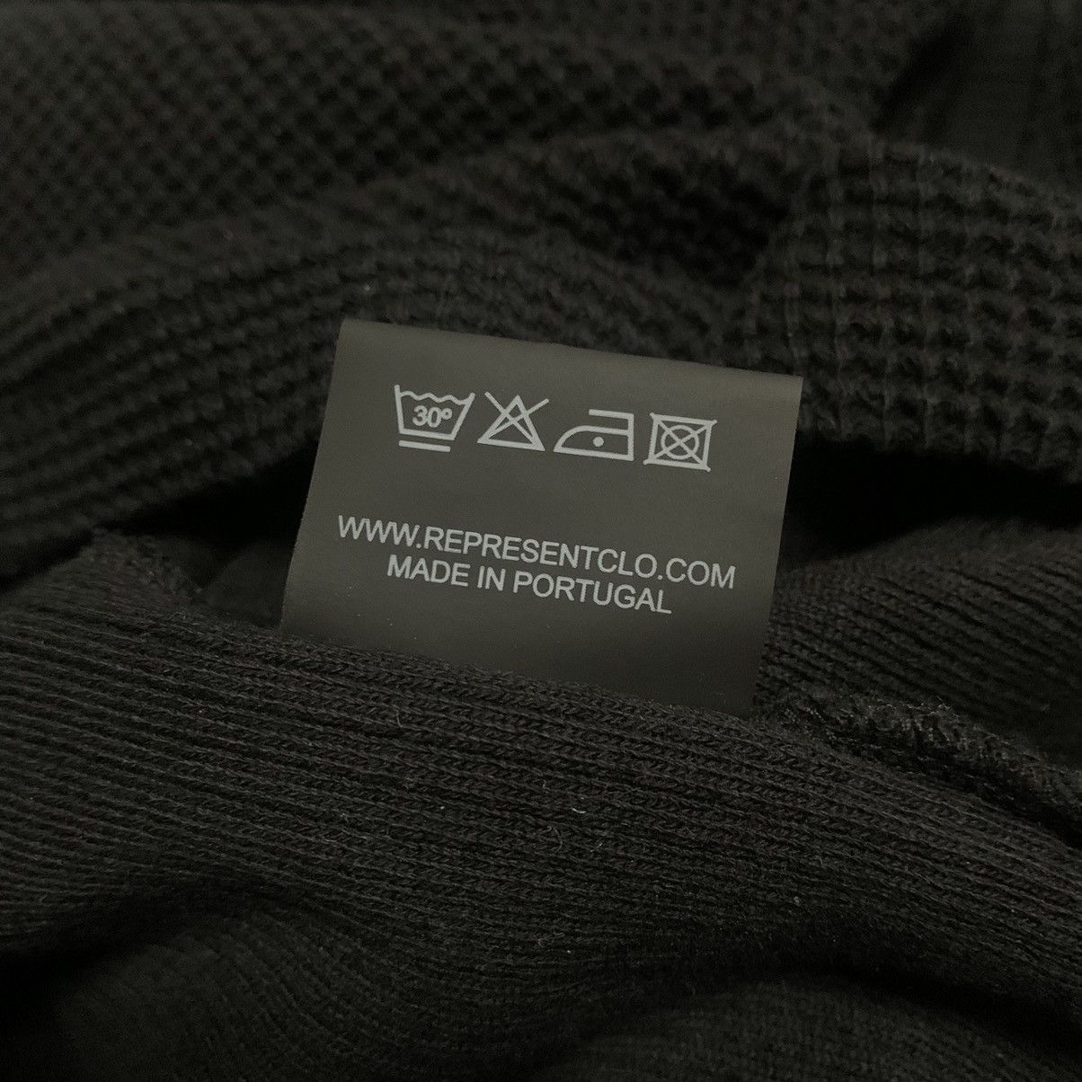 Represent Clo. Represent Medium Waffle Blanks Jet Black Tee Size US M / EU 48-50 / 2 - 7 Thumbnail