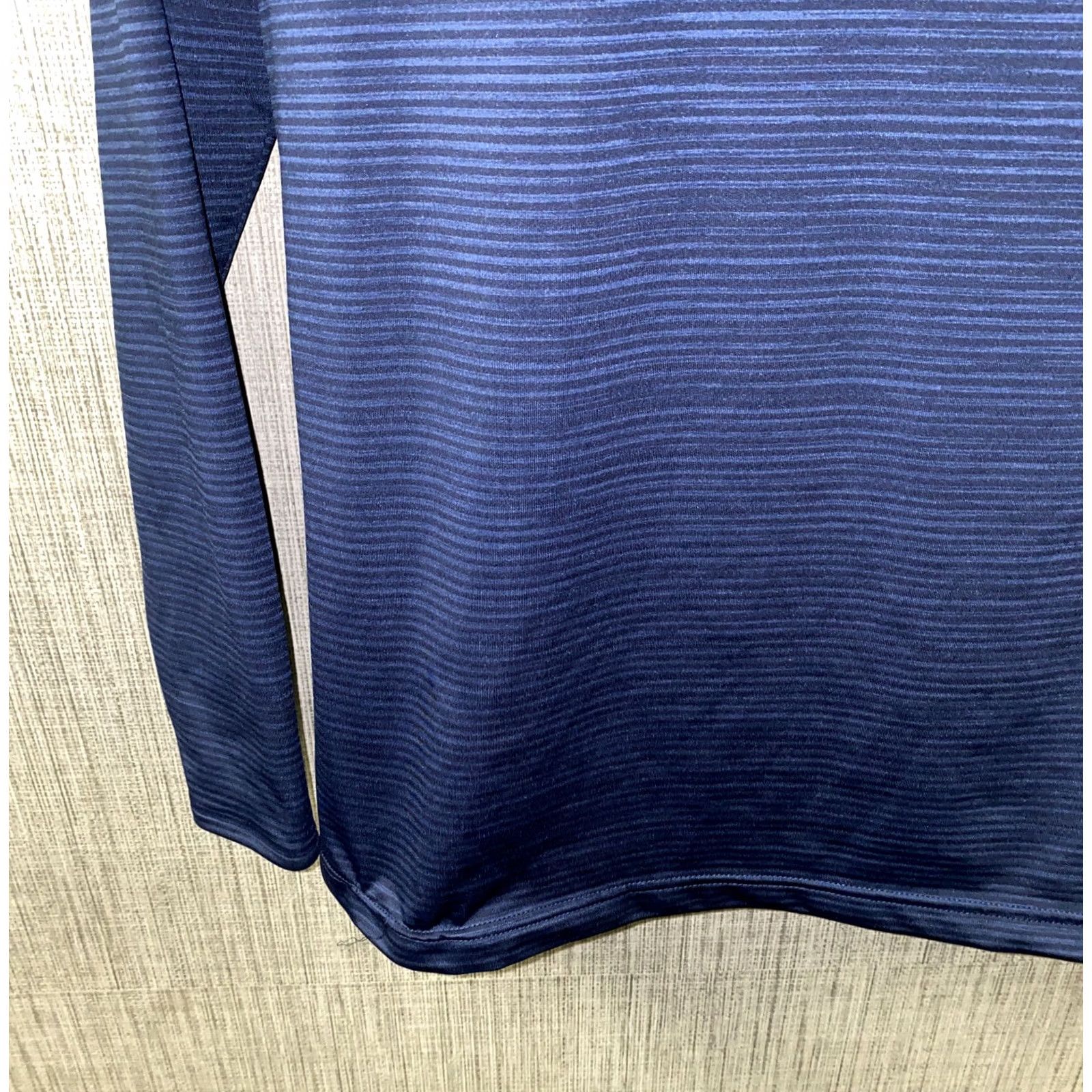 Under Armour Under Armour Mens Blue Striped 1/2 Zip Pullover Jacket S Mens Jacket Blue Striped Athletic 1/2 Zip Pullover Under Armour Mens Size S Size US S / EU 44-46 / 1 - 4 Thumbnail