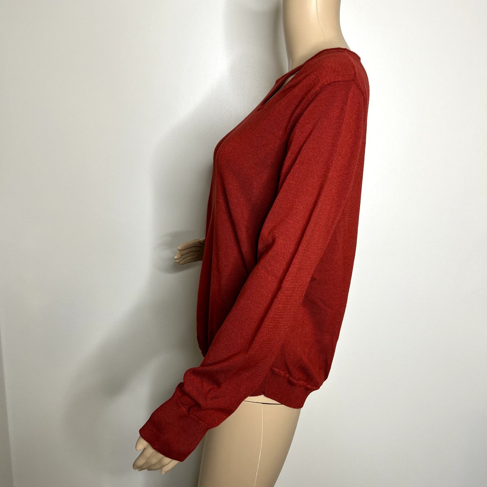 Other Cable & Gauge Red Cut Out Knit Sweater Size L / US 10 / IT 46 - 2 Thumbnail