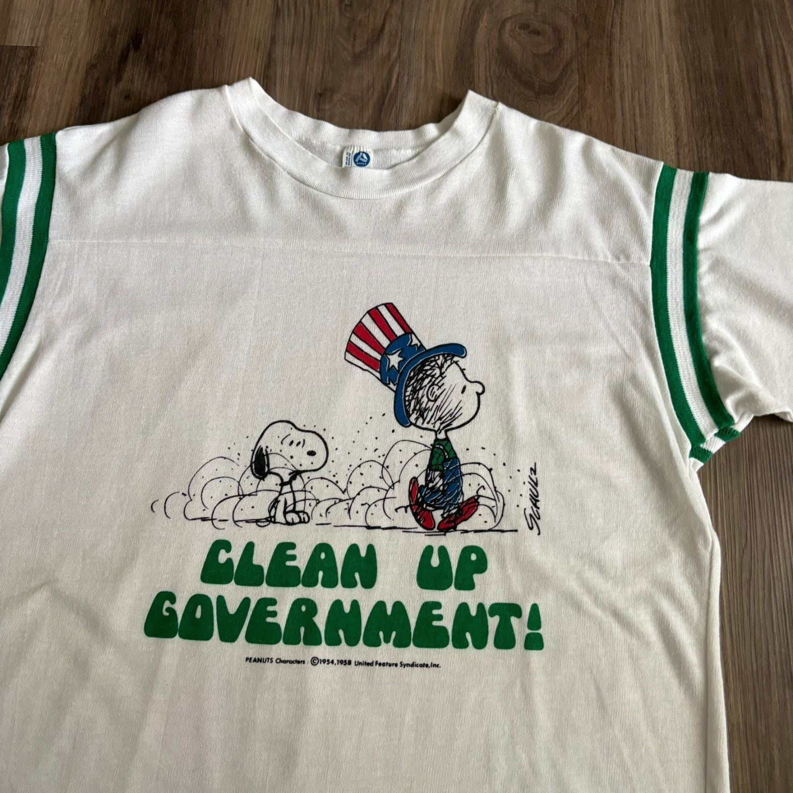 Vintage Vintage Snoopy Peanuts Clean Up Government T-Shirt Size L/XL Size US XL / EU 56 / 4 - 3 Thumbnail