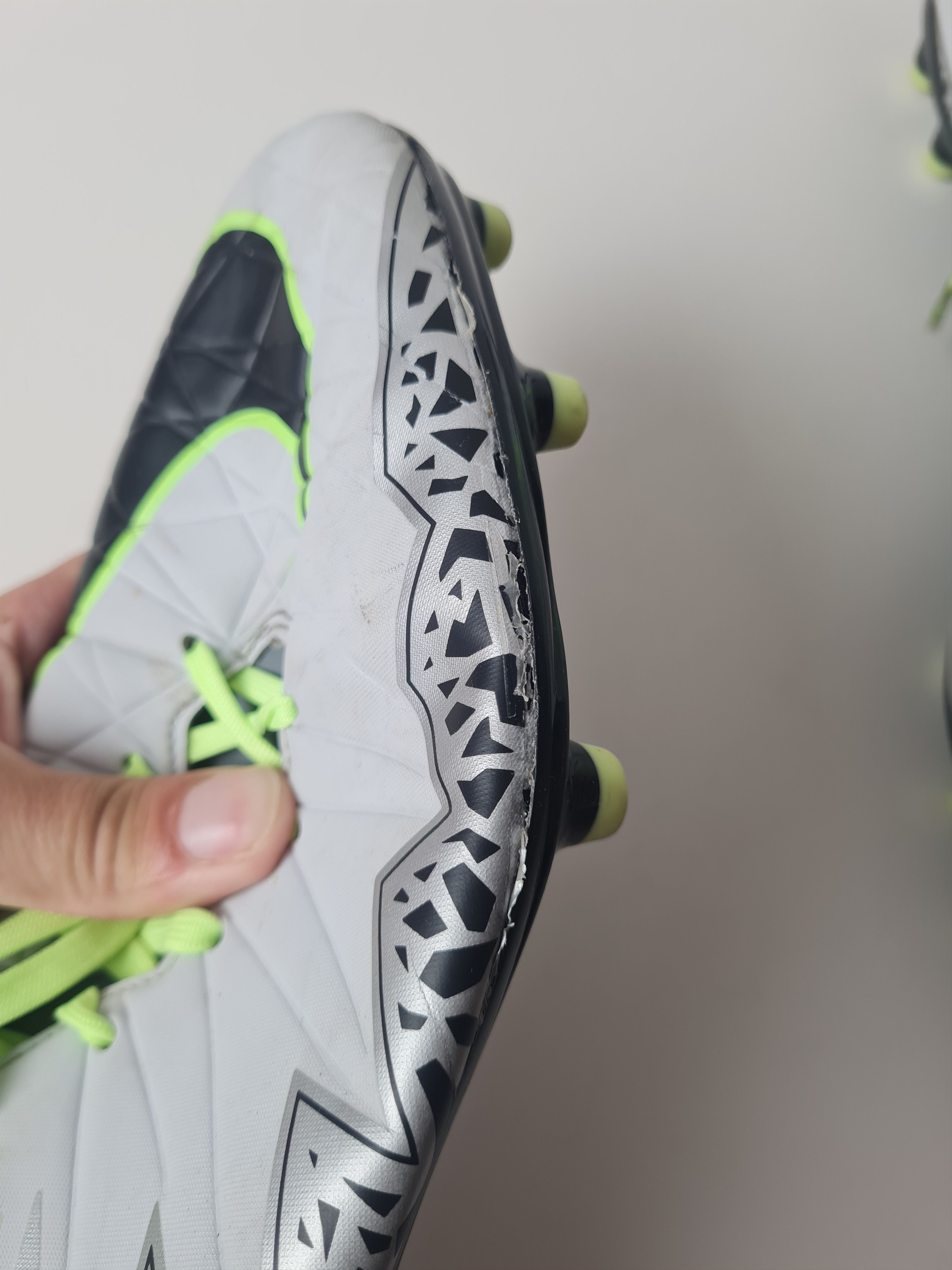 Nike Football Cleats Soocer Boots Nike Hypervenom Phelon 2 US12 Size US 12 / EU 45 - 24 Thumbnail