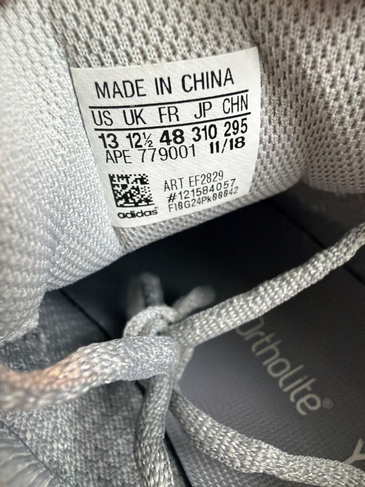 Yeezy adidas Yeezy Boost 700 V2 ‘Static’ Size US 13 / EU 46 - 7 Thumbnail