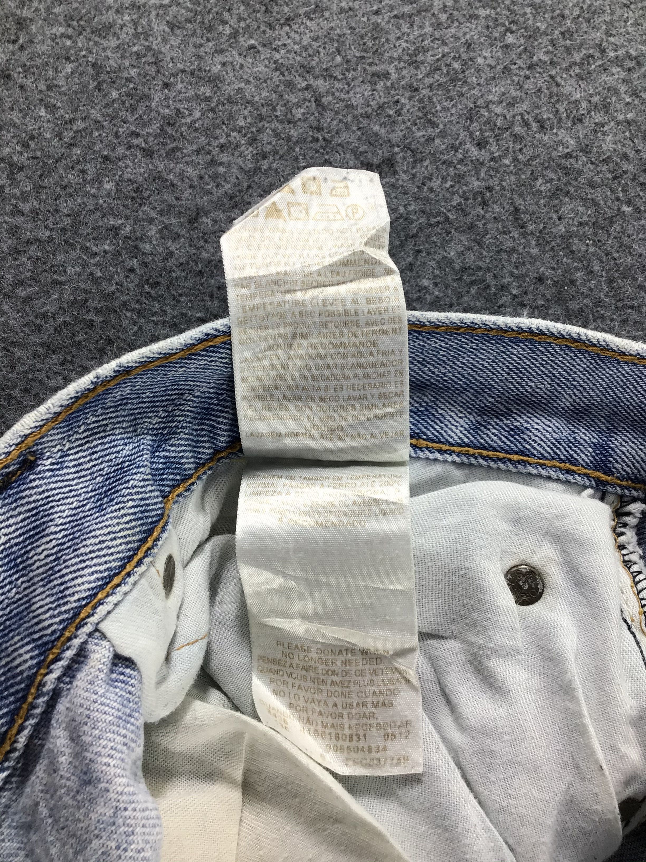 Levi's Vintage Levis 550 Jeans Dirty Faded Blue Denim -J543 Size US 36 / EU 52 - 10 Thumbnail