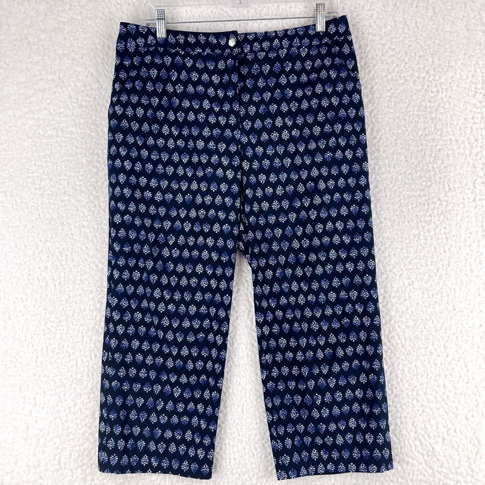 Vintage Chico's Zynergy Blue Leaf Print Cropped Pants Womens Medium Straight Leg Inseam 21.5in Front Flat Front Casual N/A Size 32" / US 10 / IT 46 - 2 Thumbnail