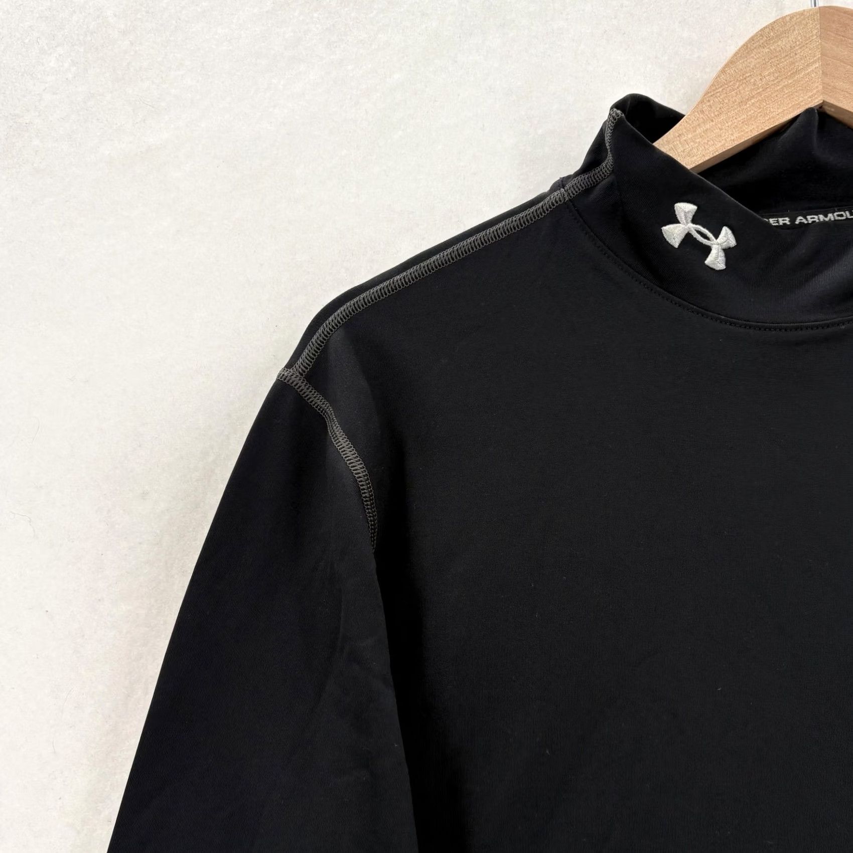 Under Armour Under Armour Shirt Mens M Black Long Sleeve ColdGear Fitted Mock Base Layer Size US M / EU 48-50 / 2 - 2 Thumbnail