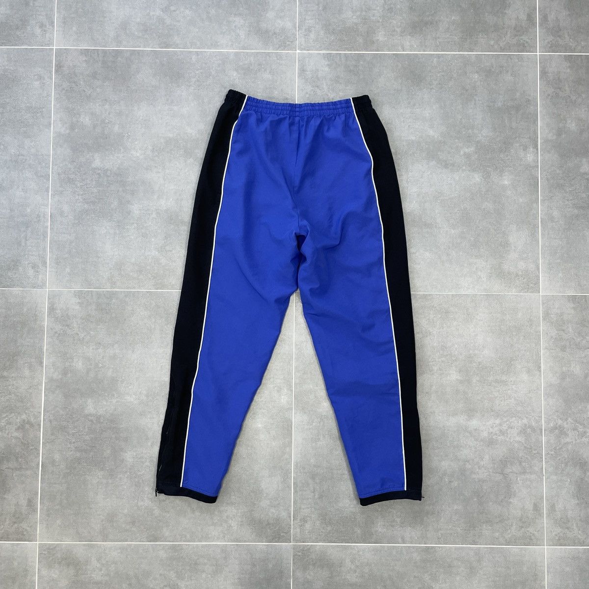 Adidas × Vintage Vintage Adidas Track Pants Size M Size US 32 / EU 48 - 13 Thumbnail