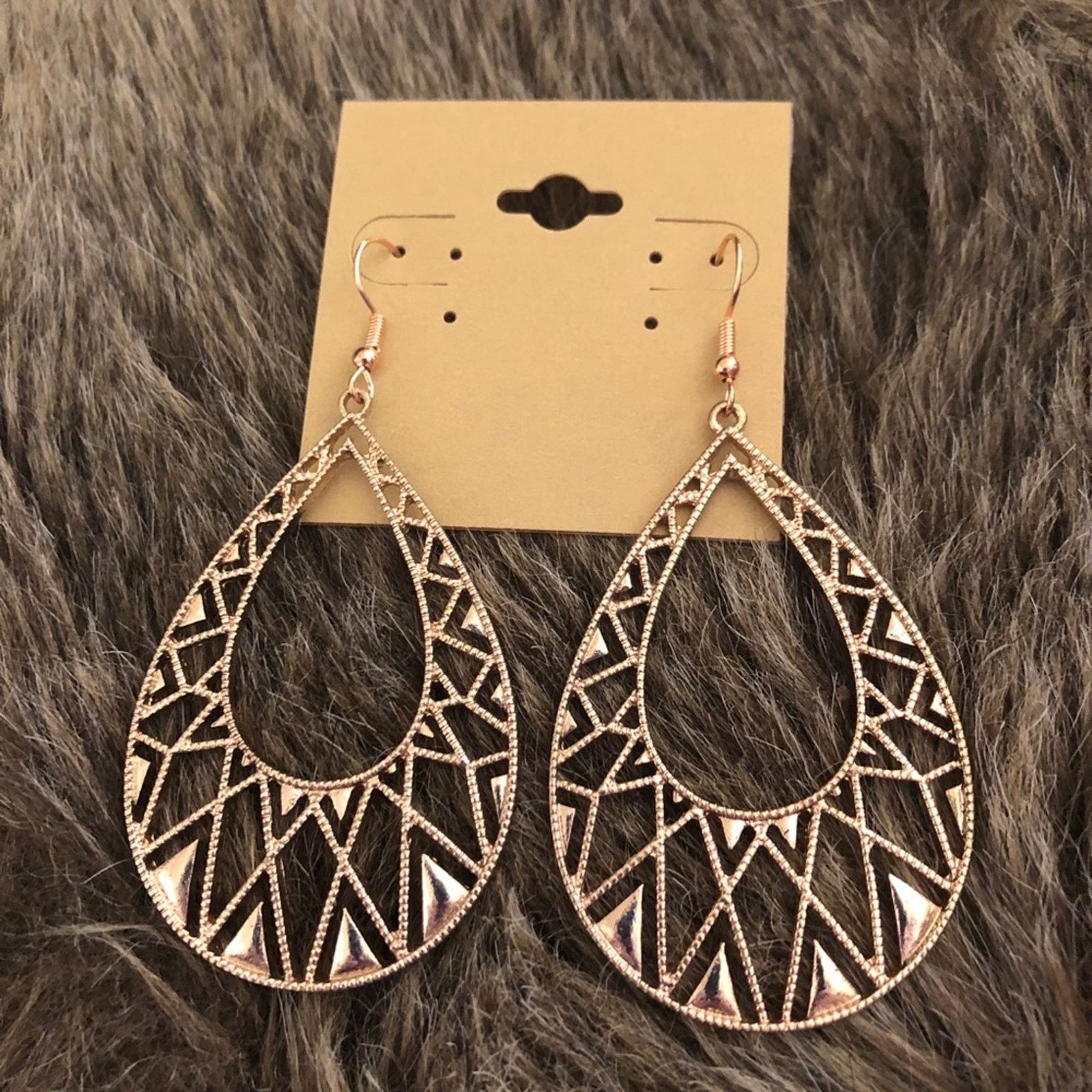 Vintage Vintage gold tone large statement earrings Size ONE SIZE - 2 Thumbnail