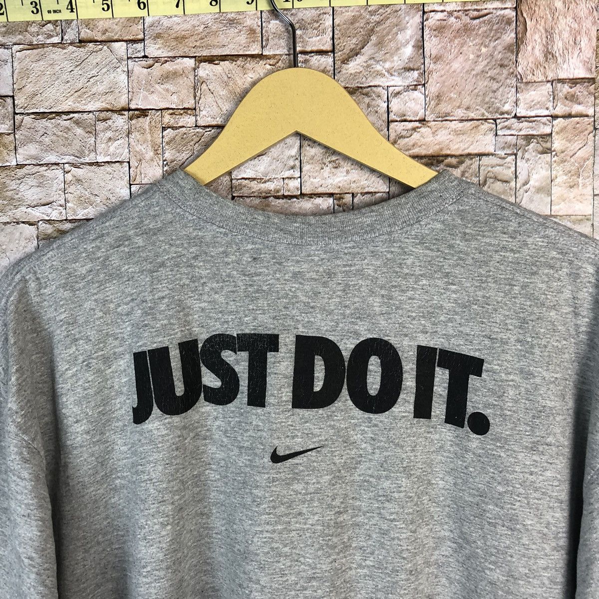 Nike × Vintage Nike Indiana Bulls Grey T-Shirt #A545 Size US L / EU 52-54 / 3 - 12 Thumbnail