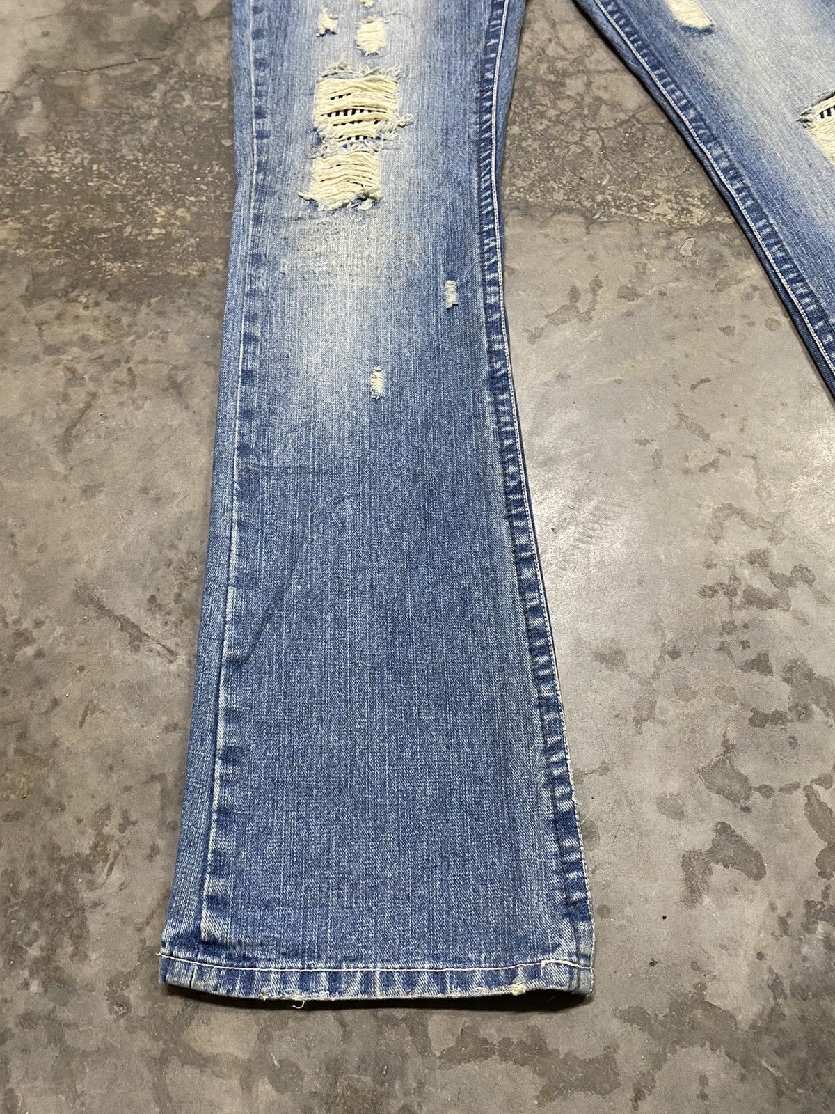 Japanese Brand Flare Jeans Japan Distressed Sashiko Boro Stitches Grunge Size US 30 / EU 46 - 4 Thumbnail