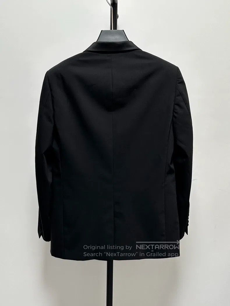 Givenchy Givenchy Size50 Gold Thread Embroidered Silk Collar Suit Ja Size US M / EU 48-50 / 2 - 2 Thumbnail