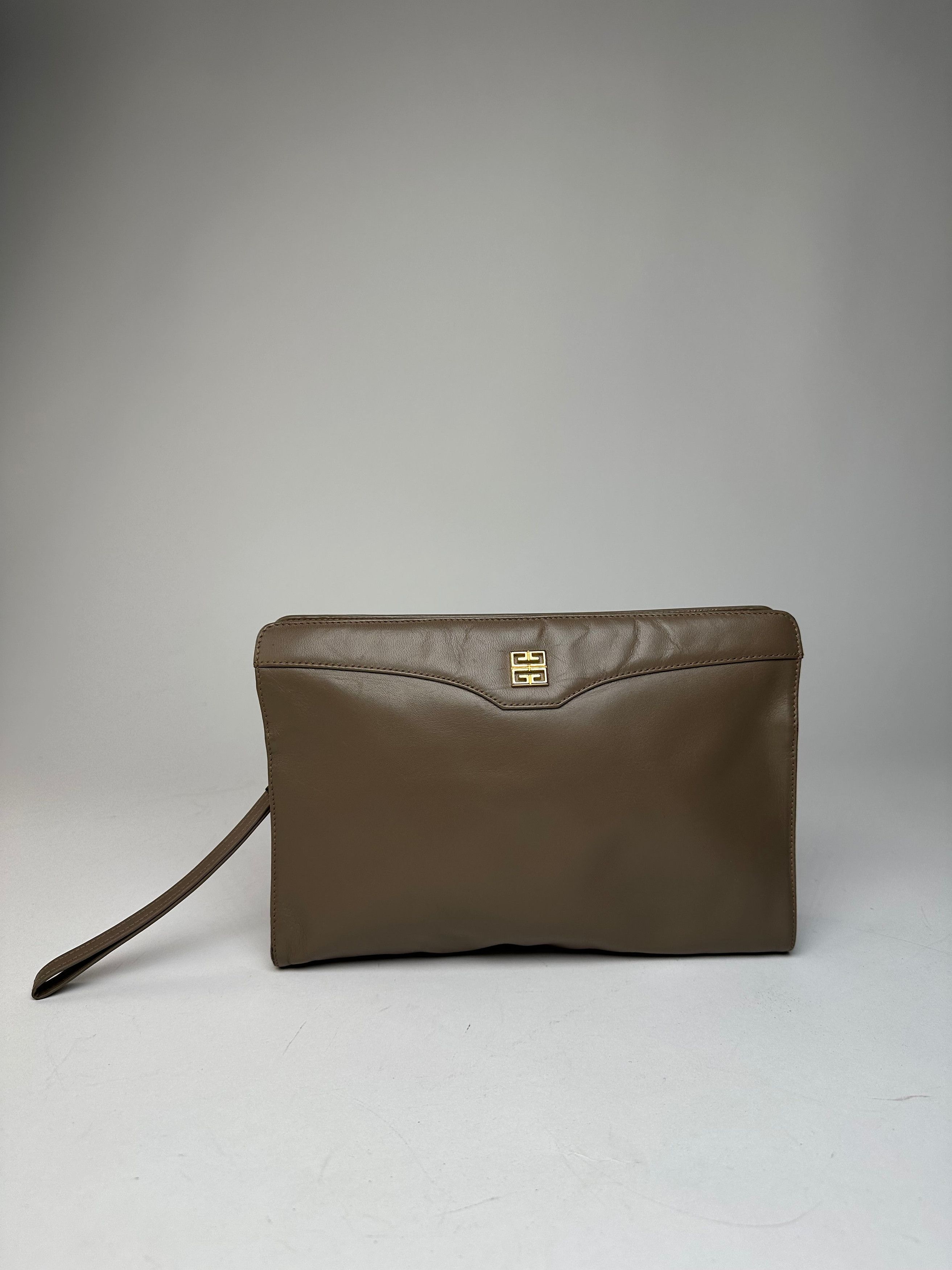 Givenchy Vintage Logo Leather Clutch Grey Size ONE SIZE - 1 Thumbnail
