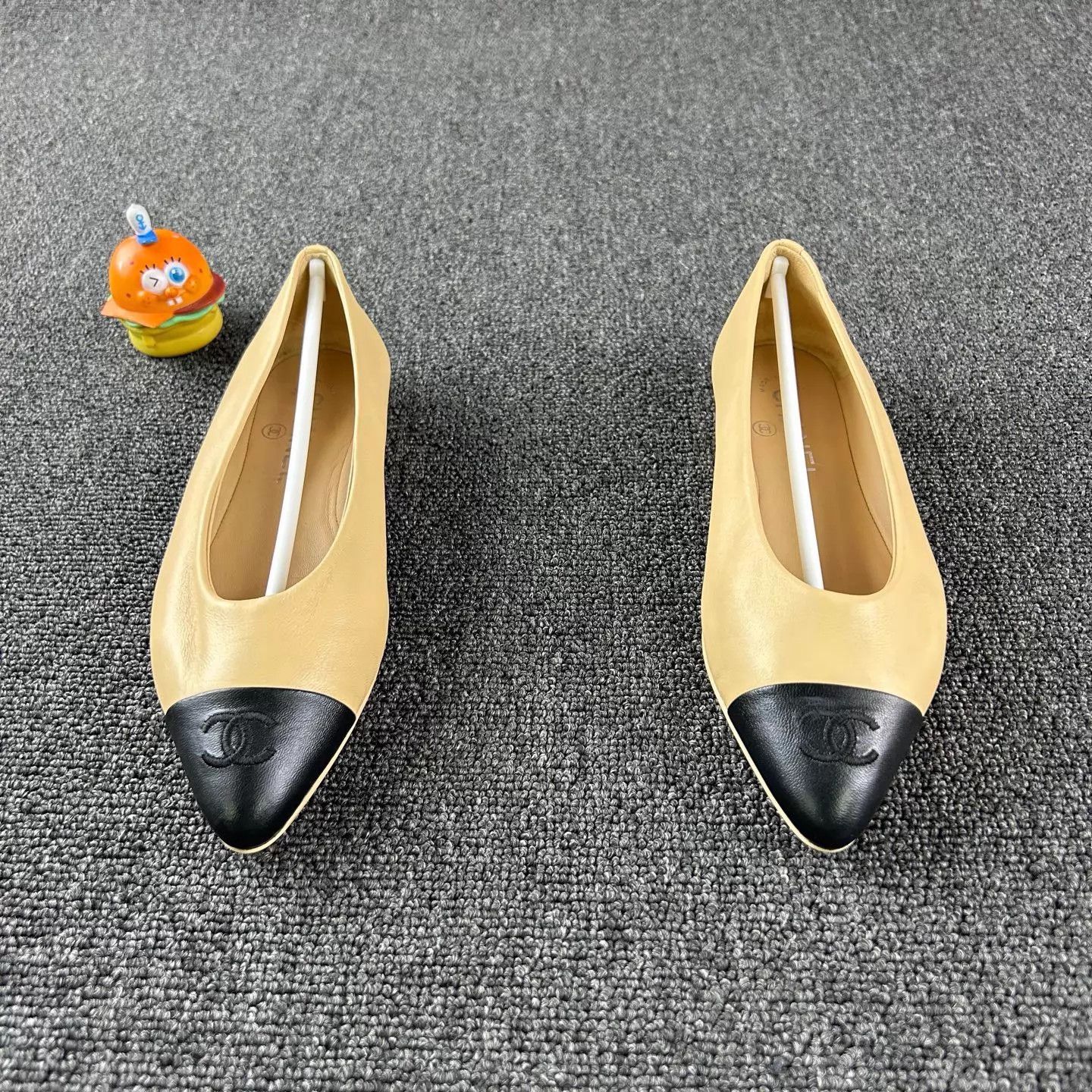 Chanel Chanel Double C colorblock ballet flats 35.5 Size US 5 / IT 35 - 2 Thumbnail