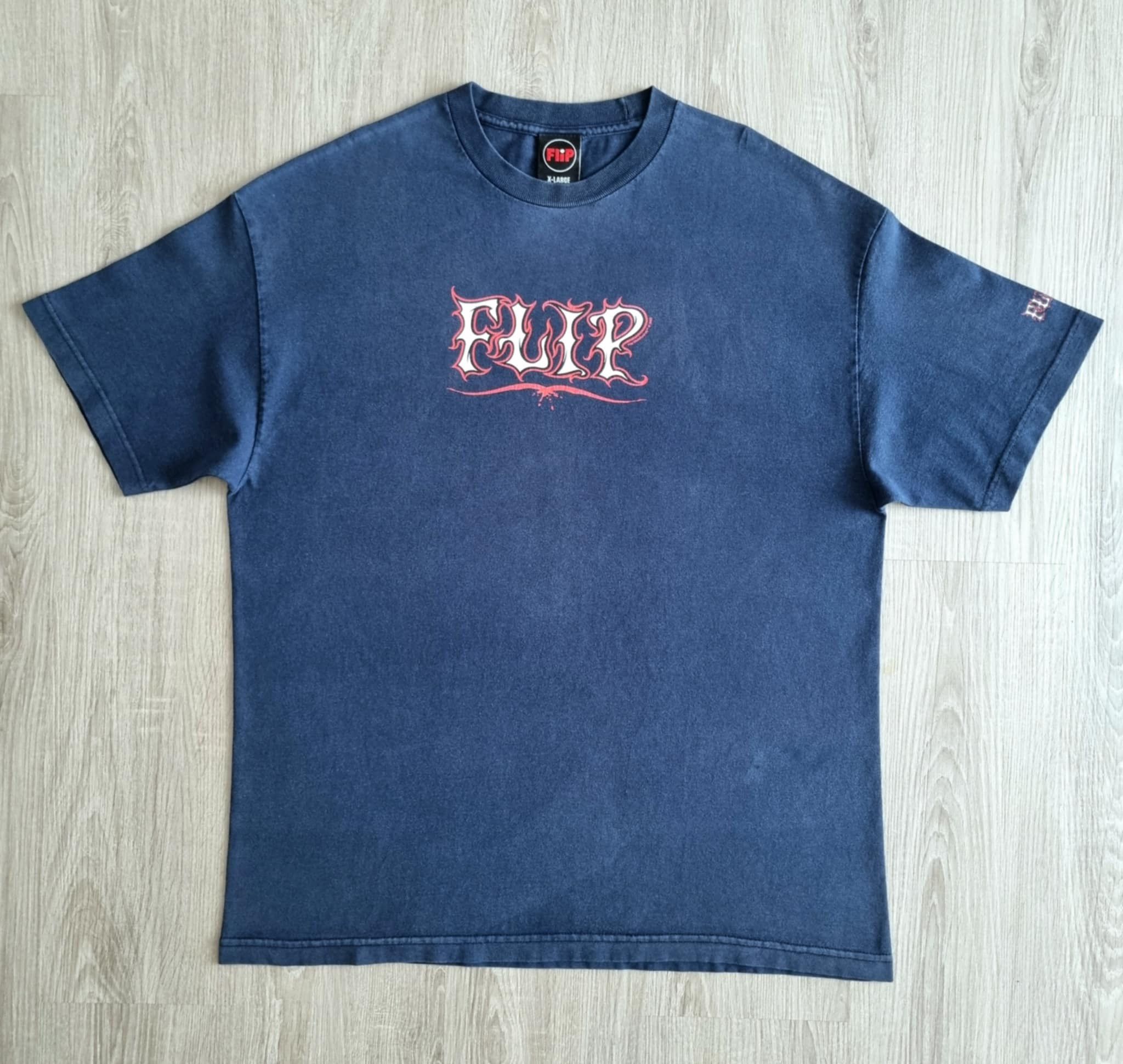 全国送料無料ギフト Flip Skateboards Vintage flip skateboard t-shirt - cheech ミュージシャン