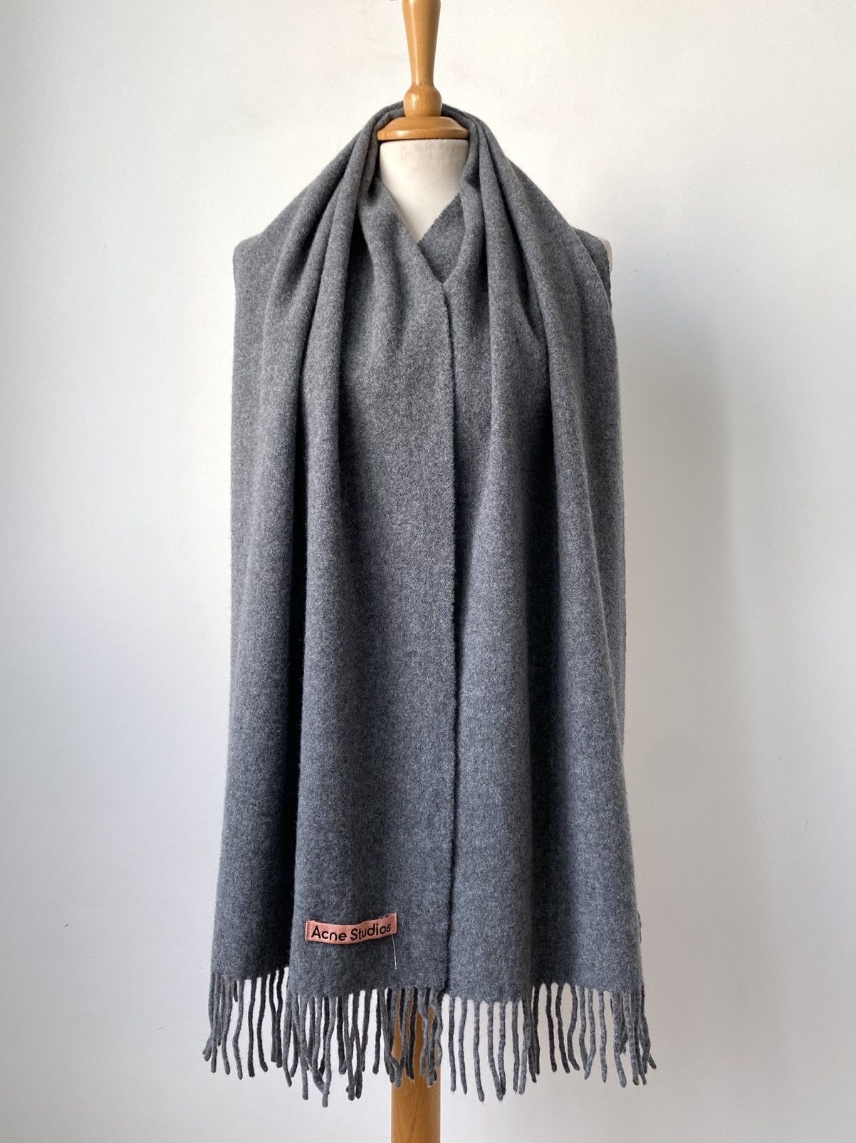 Acne Studios Acne Studios Wool Fringed Grey Scarf Size ONE SIZE - 4 Thumbnail
