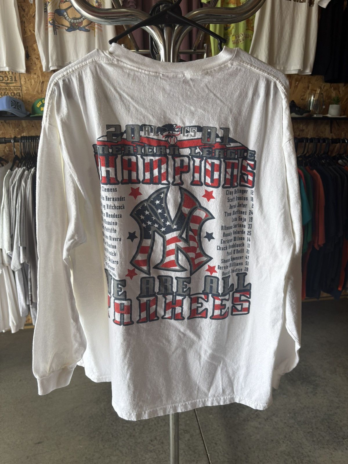 New York Yankees 2001 New York Yankees Champions Long Sleeve Shirt Size US XL / EU 56 / 4 - 2 Thumbnail