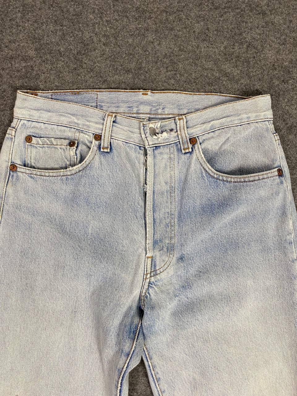 Levi's vintage 80s levis 501 lightwash denim nice design Size US 29 - 7 Thumbnail