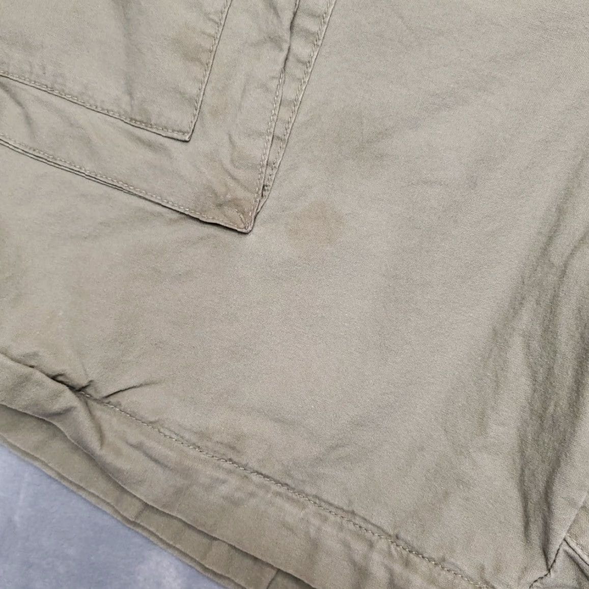 Vintage Cabelas Cargo Shorts Mens 40 Green Outdoor Cargo Pleated Utility Outdoors READ Shirt Mens 40 Green Outdoor Casual Belt Loops Zip Cargo Pocket Finalize Size US 40 / EU 56 - 3 Thumbnail