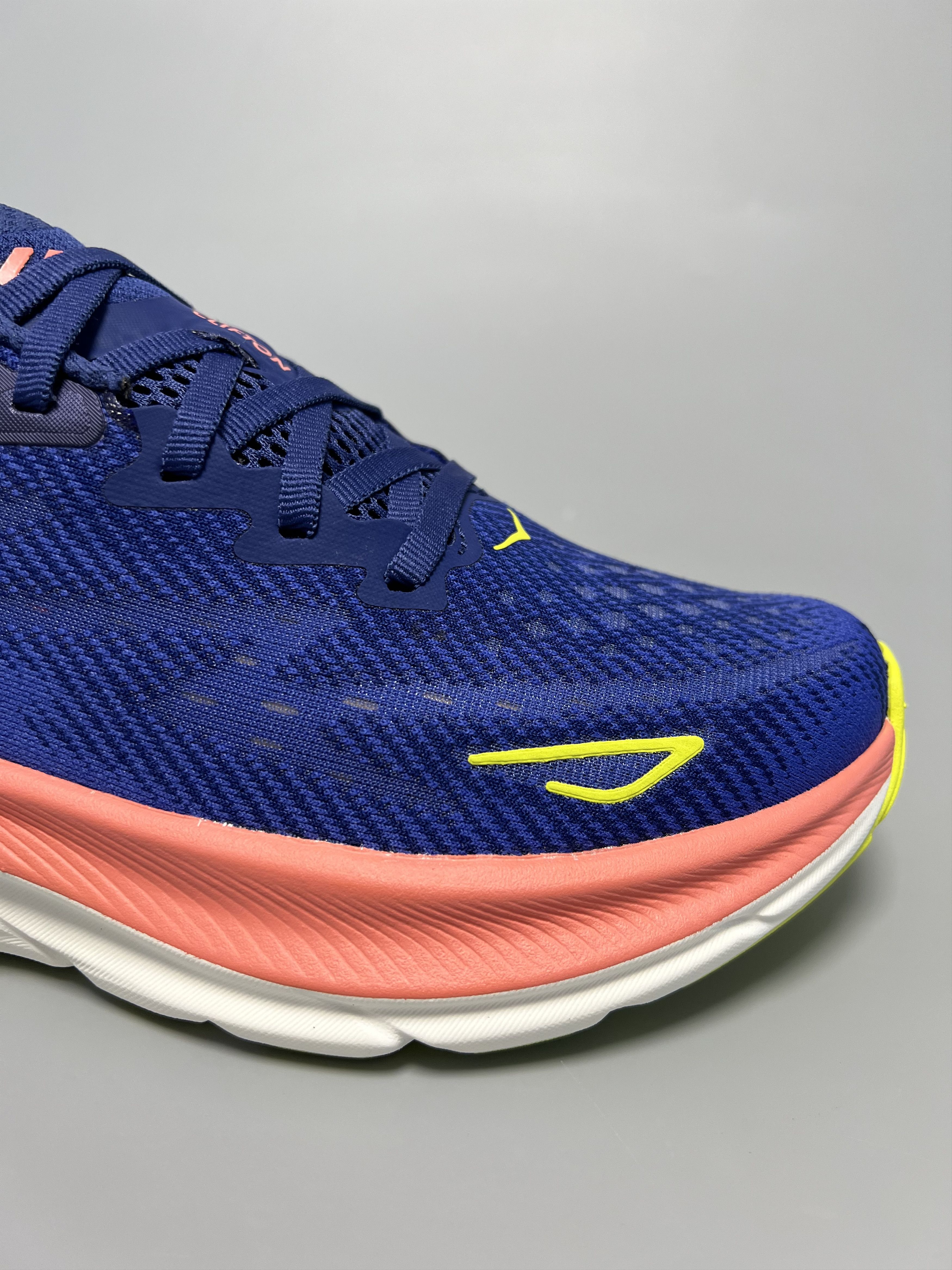 Hoka 7.5B Hoka One One Clifton 9 Running Shoes Walking Gym Size US 7.5 / IT 37.5 - 13 Thumbnail