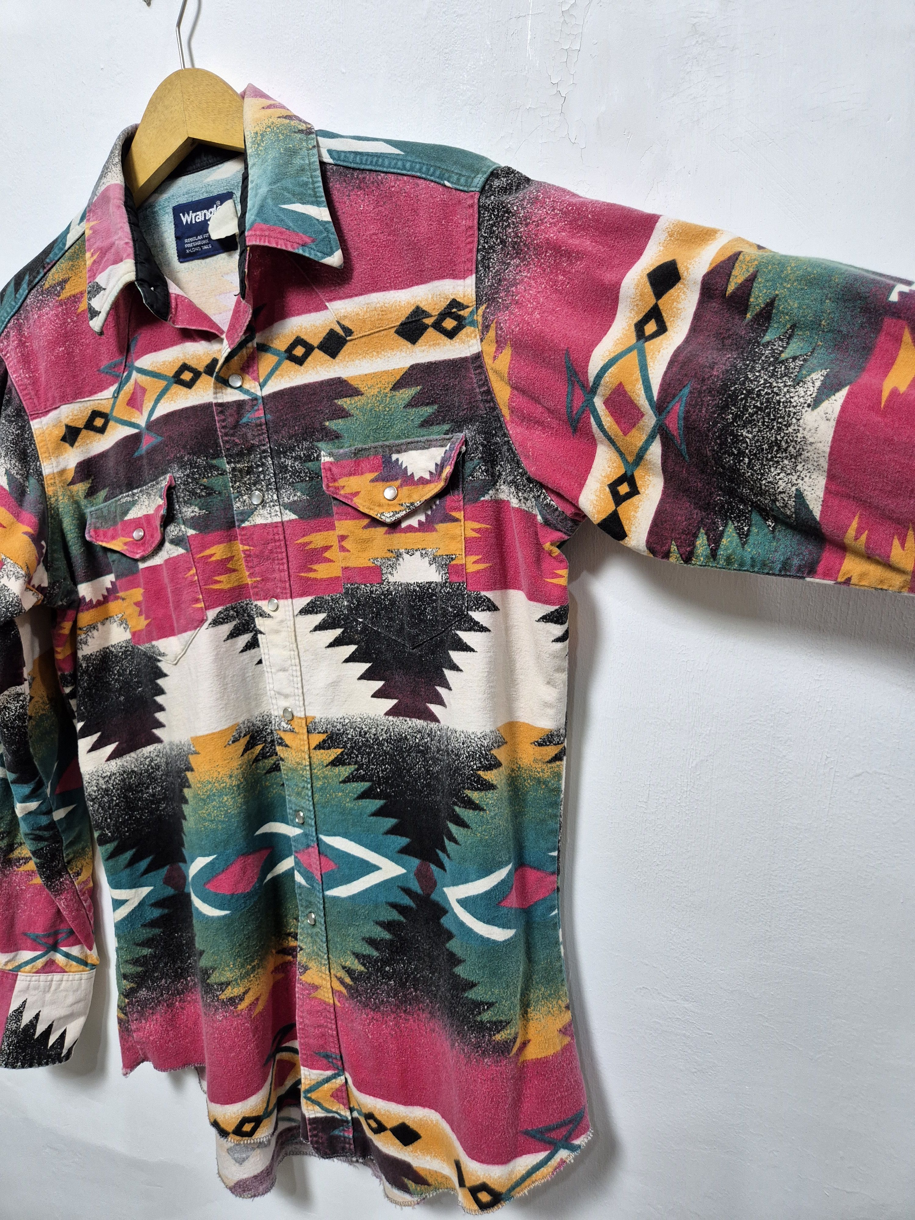 Vintage × Wrangler Vintage Wrangler Shirt Navajo Pattern Size US M / EU 48-50 / 2 - 3 Thumbnail