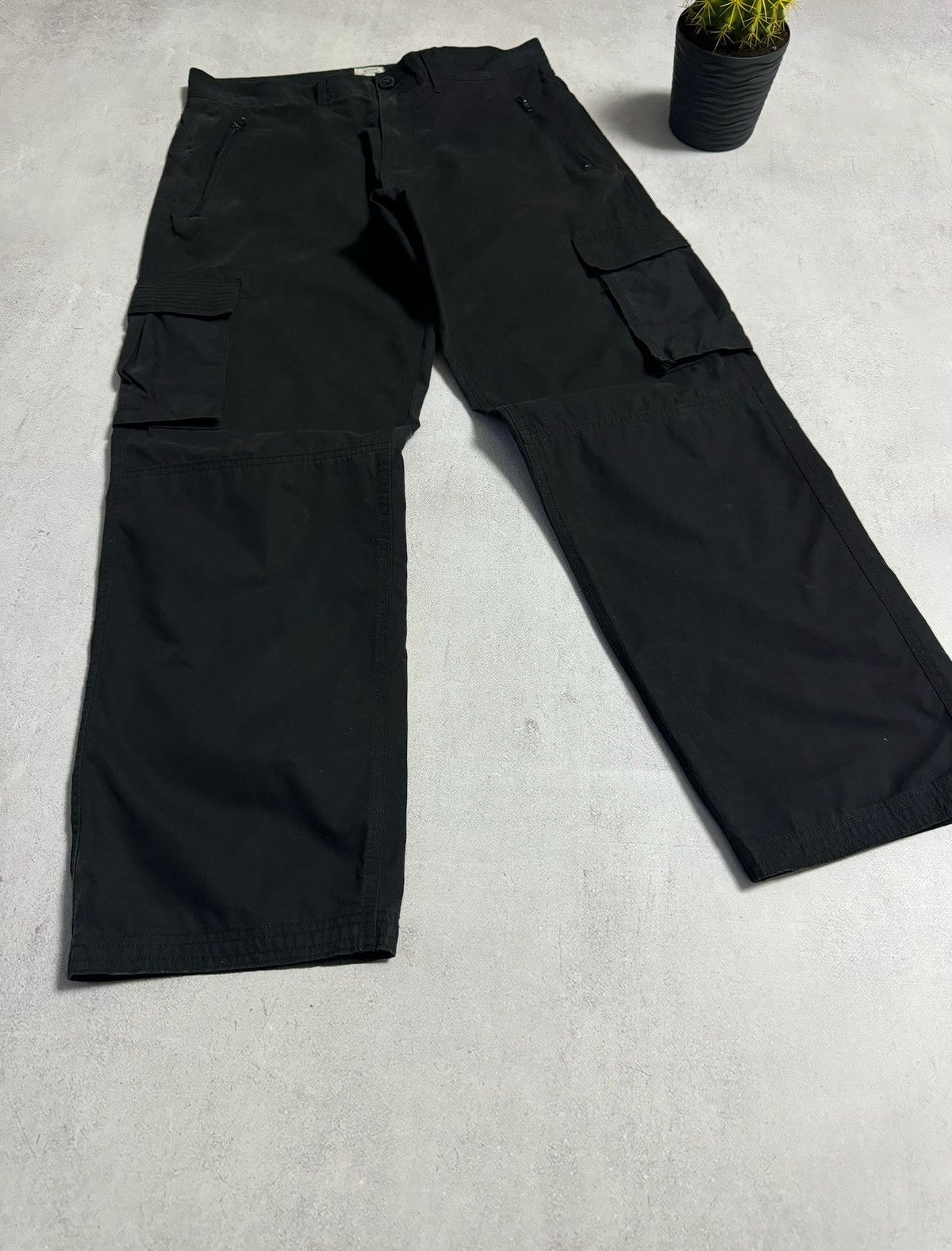 Vintage Vintage Cargo Pants Baggy Black Japanese Avantgarde Y2K Sick Size US 32 / EU 48 - 2 Thumbnail