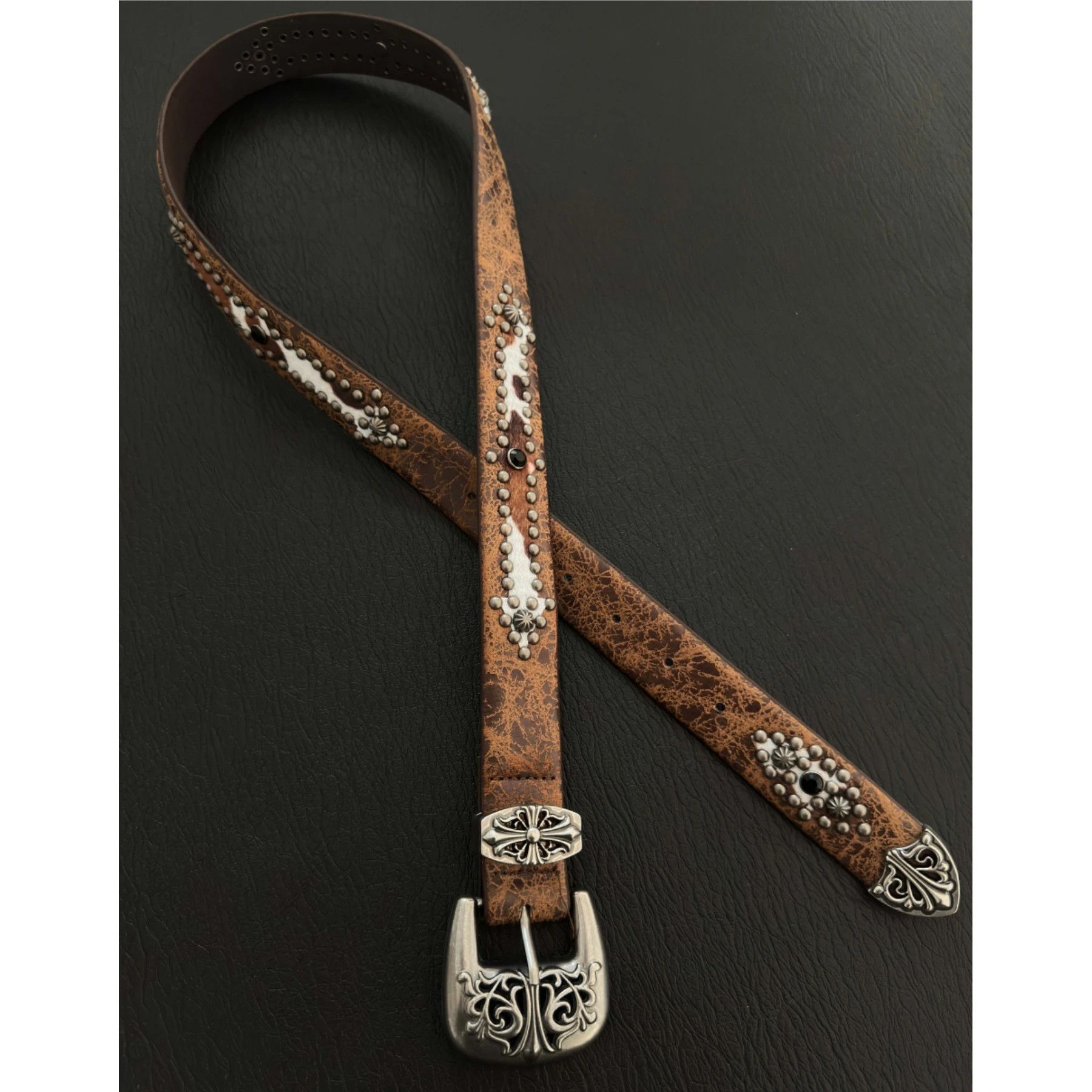 Jewelry Vintage Handmade Distressed Metal Carved Leather Belt Size ONE SIZE - 4 Thumbnail