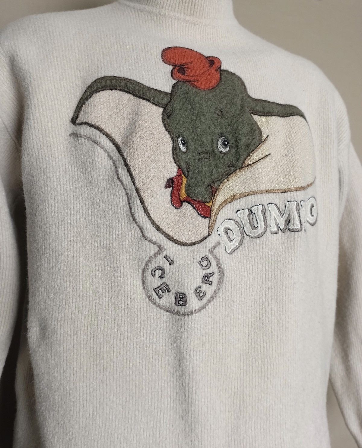Iceberg × Vintage Iceberg Vintage 1992 Dumbo Walt Disney Wool Sweater Size US S / EU 44-46 / 1 - 2 Thumbnail