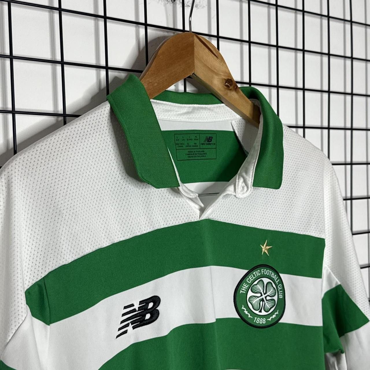New Balance New Balance Celtic Football Jersey Green White Size US M / EU 48-50 / 2 - 3 Thumbnail