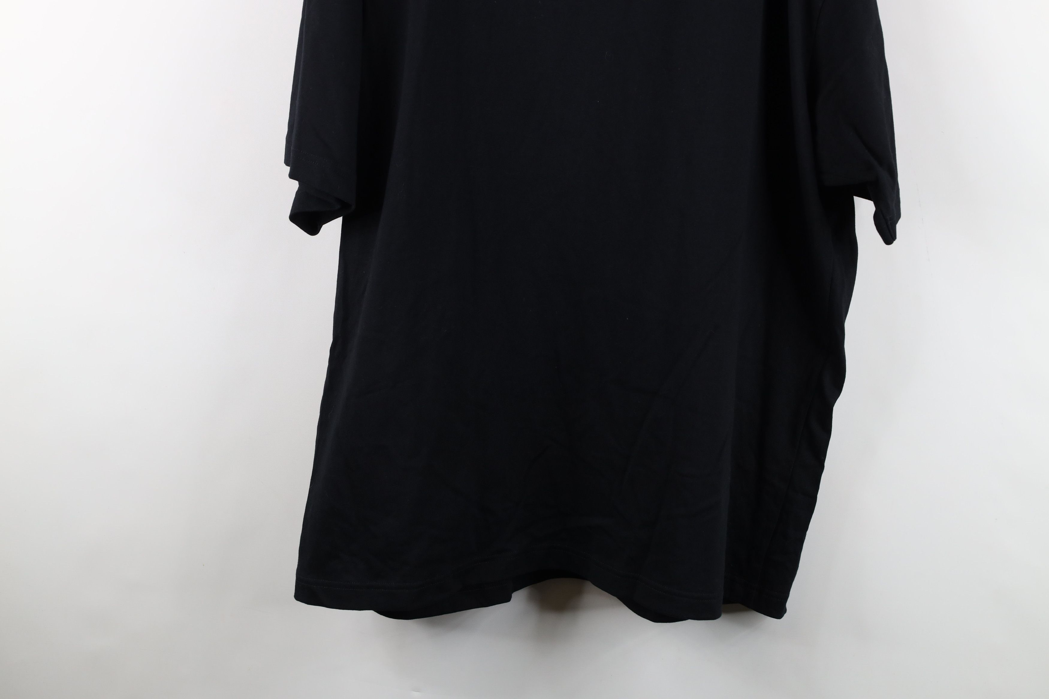 Uniqlo New Uniqlo x Star Wars The Empire Strikes Back T-Shirt Size US XL / EU 56 / 4 - 15 Thumbnail