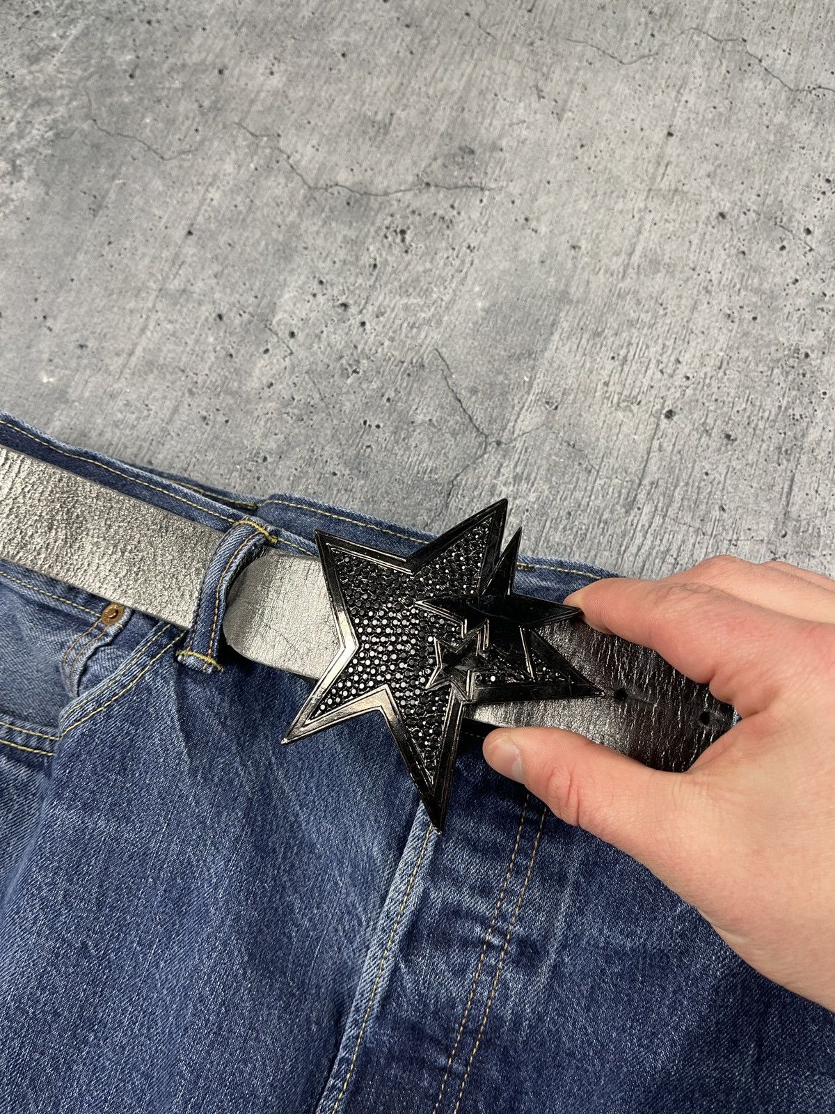 Vintage rocker belt with a large star buckle Size ONE SIZE - 3 Thumbnail