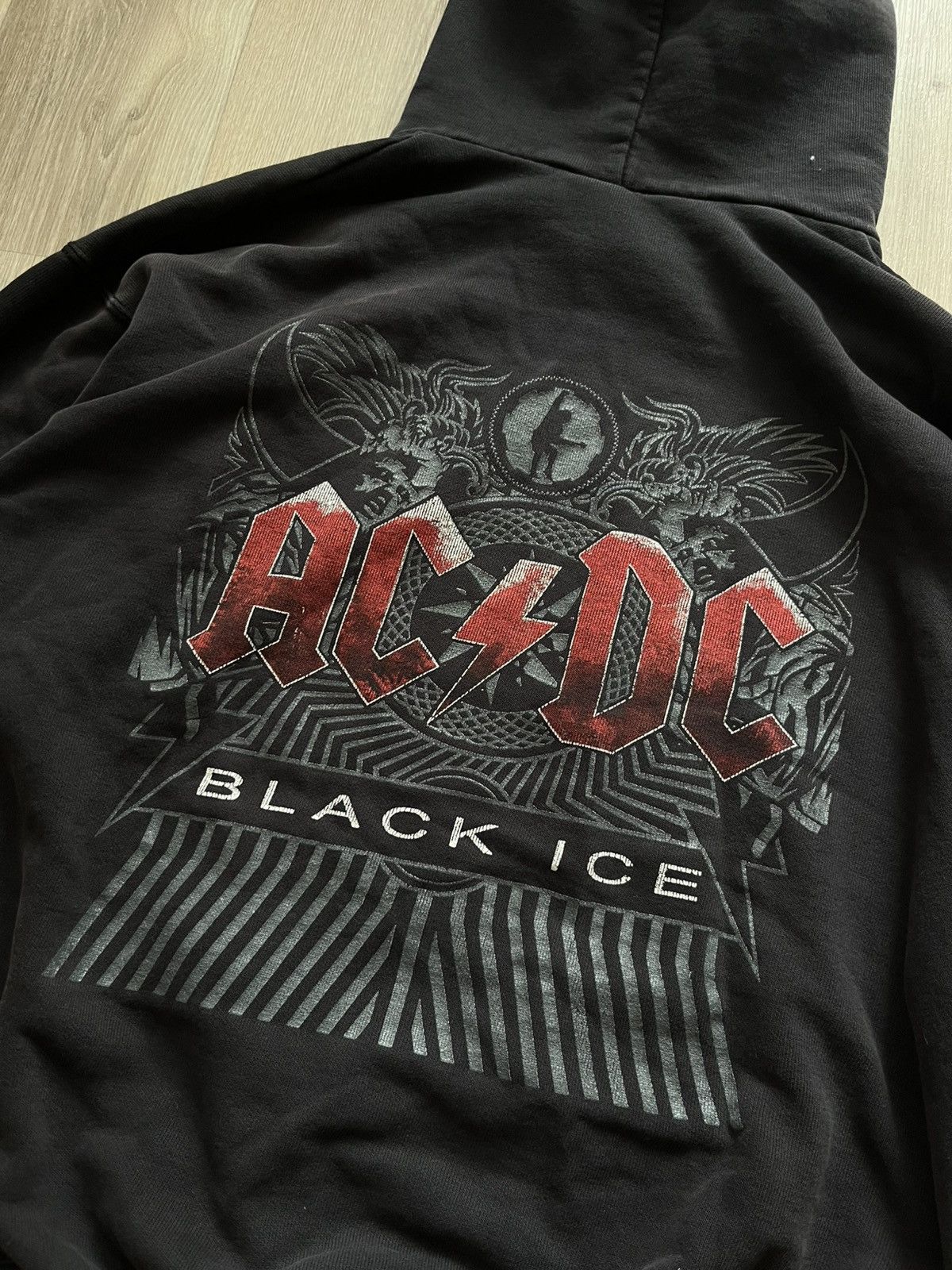 AC/DC × Band Tees Vintage Ac/Dc Rare Black Ice Hoodie Size US M / EU 48-50 / 2 - 2 Thumbnail