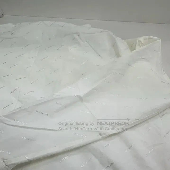 Balenciaga Balenciaga White Pocket Detail Long Sleeve Shirt. Size US M / EU 48-50 / 2 - 6 Thumbnail