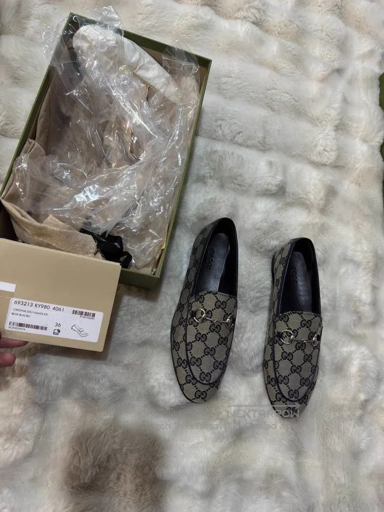Gucci Guicci Women's Full Print Loafers Leather Shoes Size US 5.5 / IT 35.5 - 8 Thumbnail