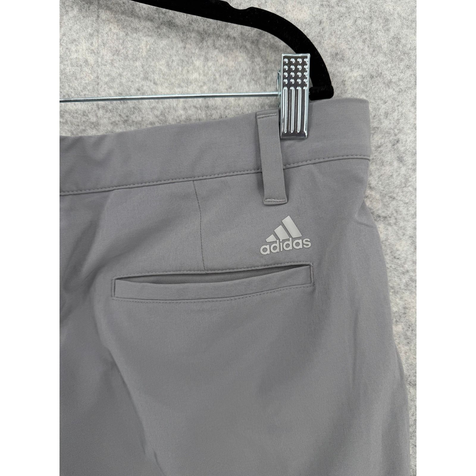 Adidas Adidas Men's Casual Athletic Flat Front Chino Golf Shorts Size US 36 / EU 52 - 7 Thumbnail