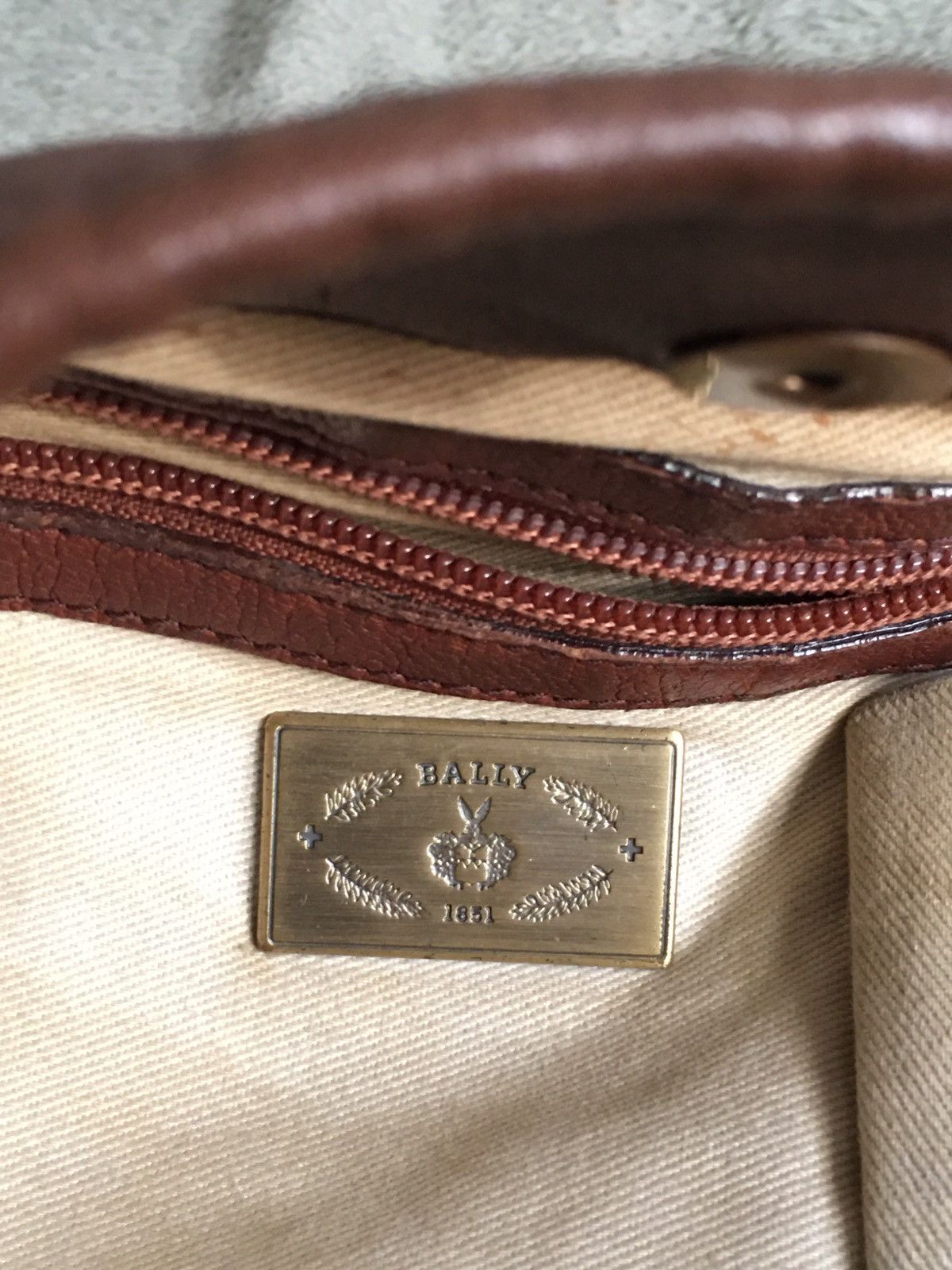 Bally BALLY Rhonda Leather Designer Shoulder Bag Size ONE SIZE - 10 Thumbnail