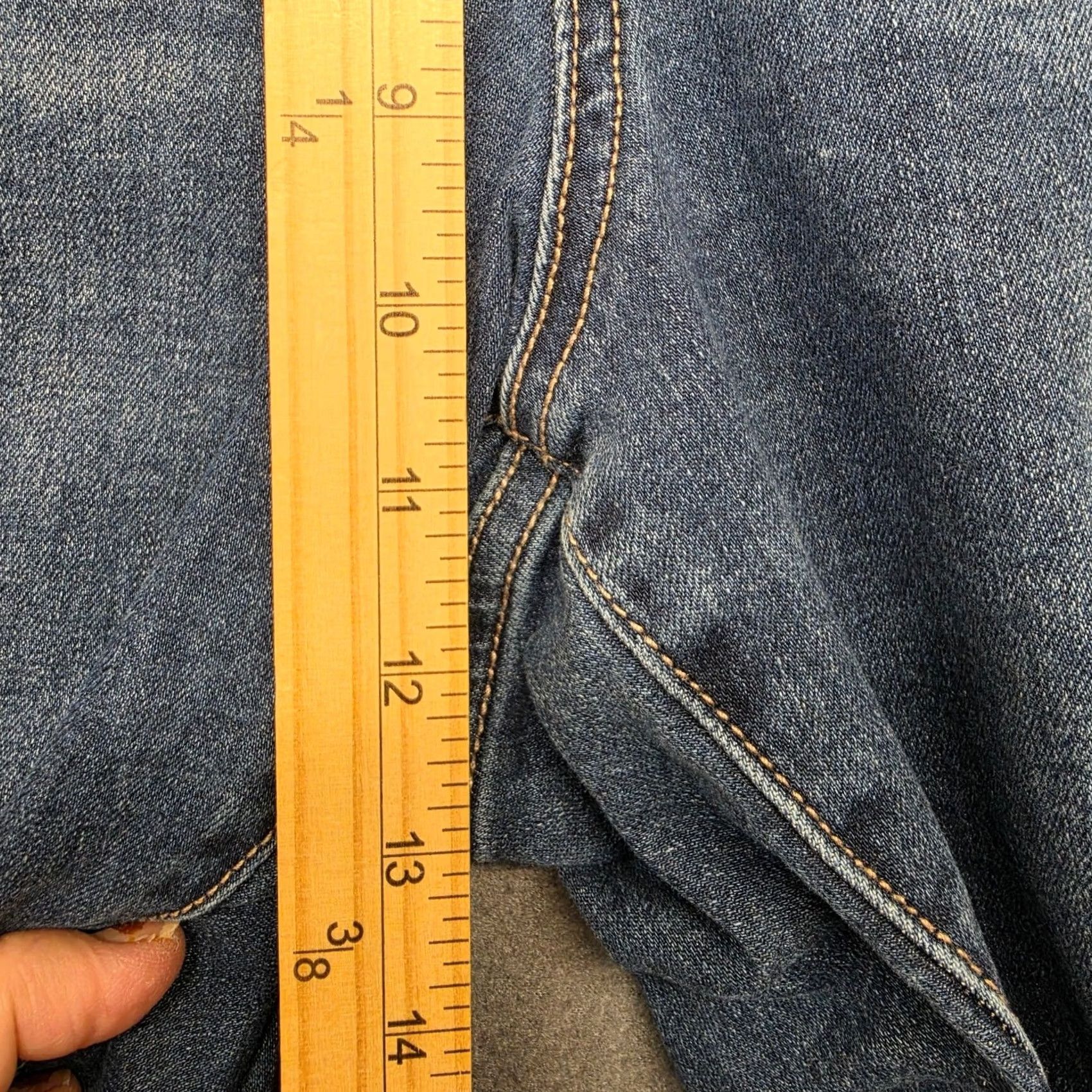 Vintage Lane Bryant Womens Jeans Cropped Capri 20in Inseam Mid Rise 20 Blue Girlfriend Short Plus Size Women Size 42" / US 20 - 7 Thumbnail