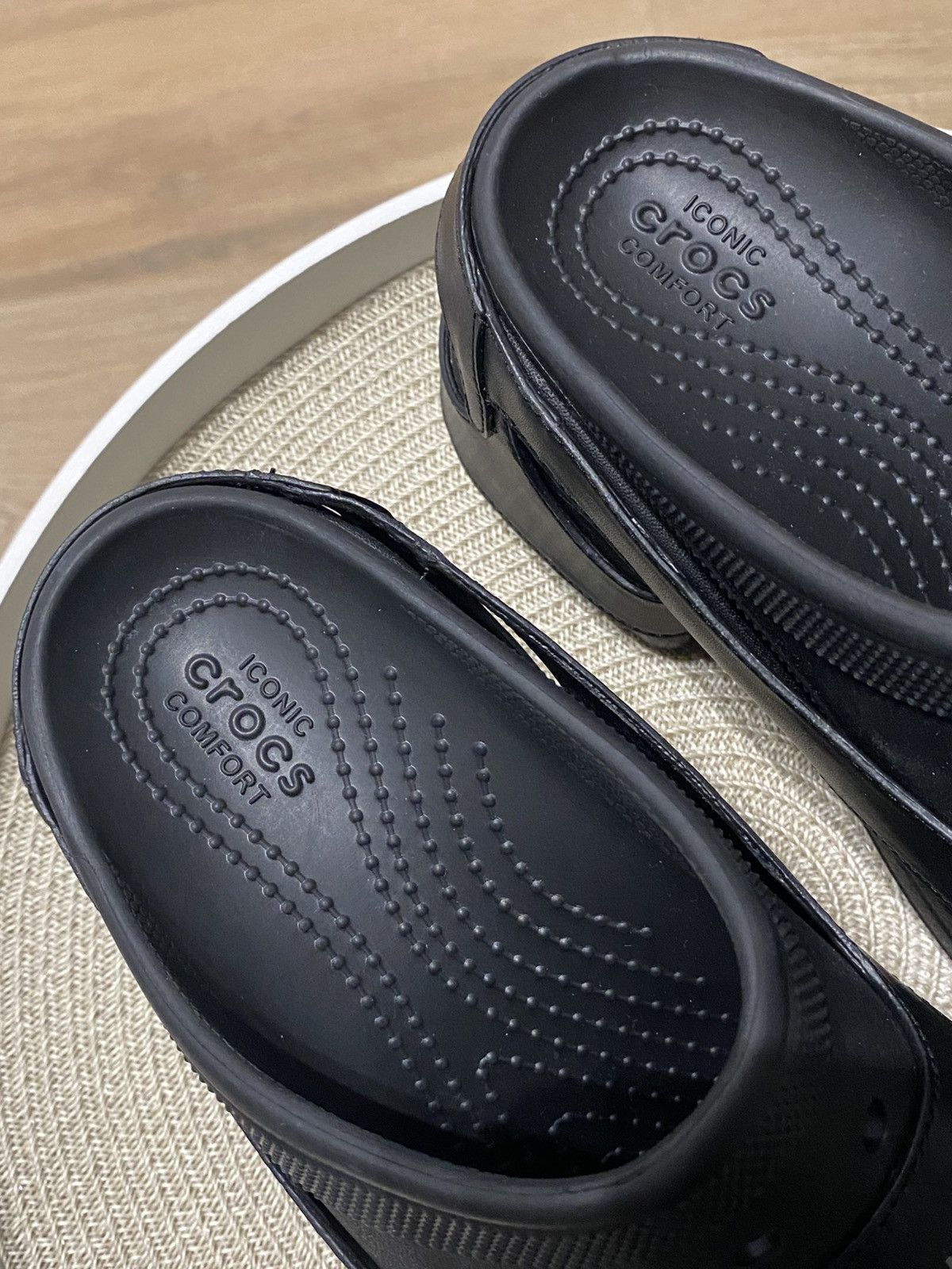 Crocs Crocs x Feng Chen Wang Black Siren Clogs M5 W7 Authentic Size US 7 / IT 37 - 3 Thumbnail
