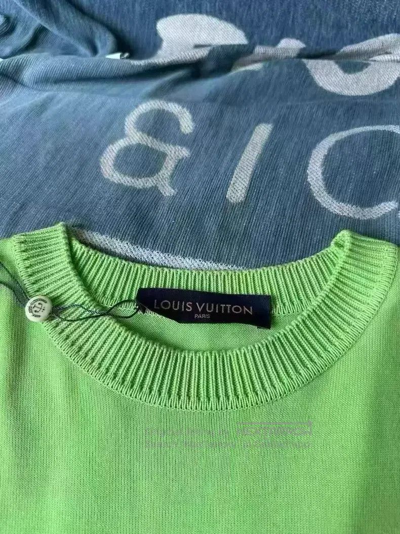 Louis Vuitton Louis Vuitton Pin Short Sleeve Size US S / EU 44-46 / 1 - 2 Thumbnail