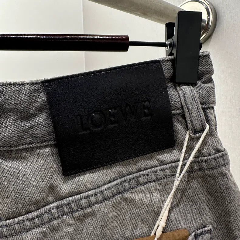 Loewe Loewe Slogan leather patch washed denim pants Size 42" / US 20 - 6 Thumbnail
