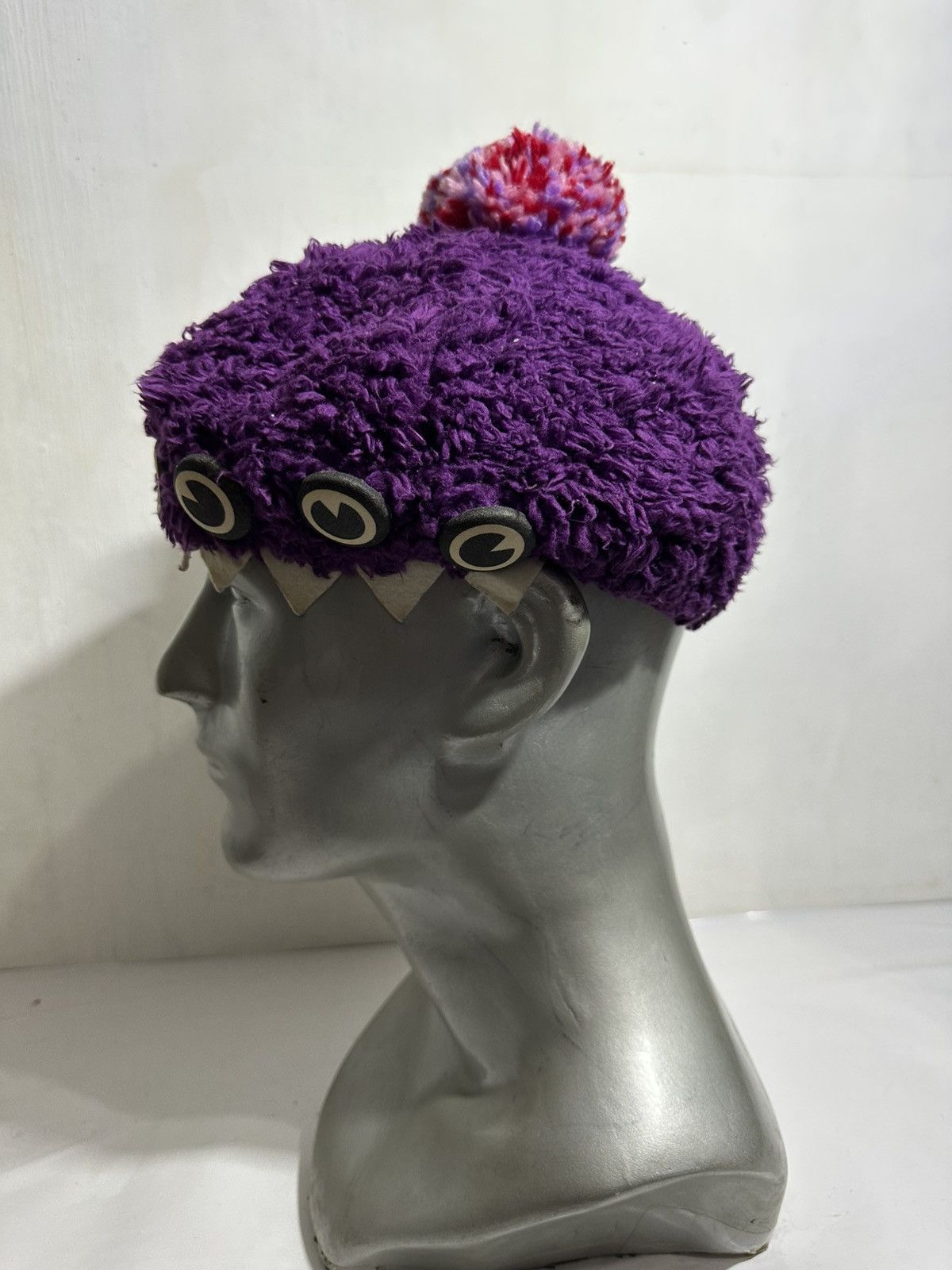 Japanese Brand Tabinary Monster Eyed Cartoon Beret Hats Size ONE SIZE - 2 Thumbnail