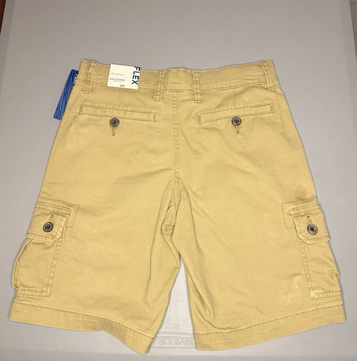 Arizona Jean Co. Arizona Jean Co. Cargo Shorts Size 12 Regular Safari Khaki Size US 26 / EU 42 - 2 Thumbnail