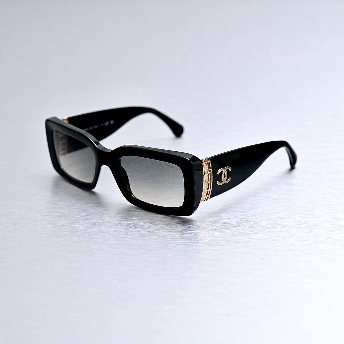 Chanel CHANEL 0CH5534 SUNGLASSES Size ONE SIZE - 1 Thumbnail
