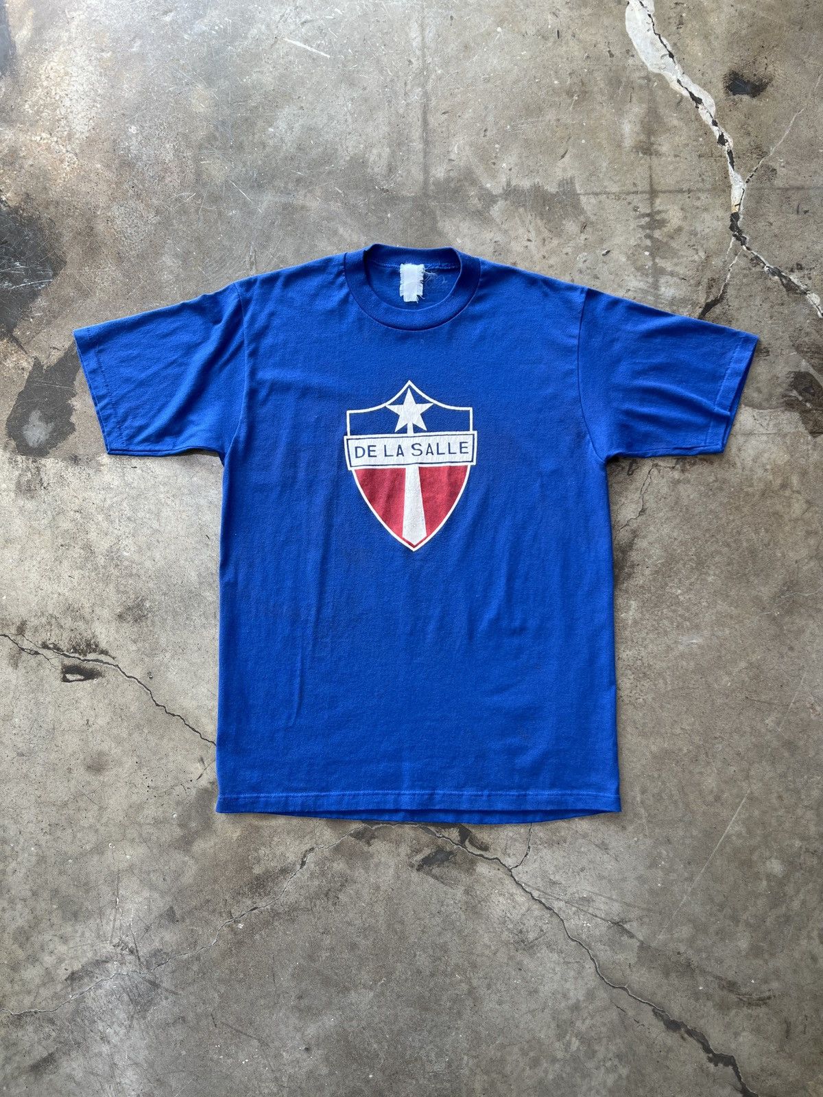 Vintage Vintage De La Salle Single Stitch Tee Large Size US L / EU 52-54 / 3 - 2 Thumbnail