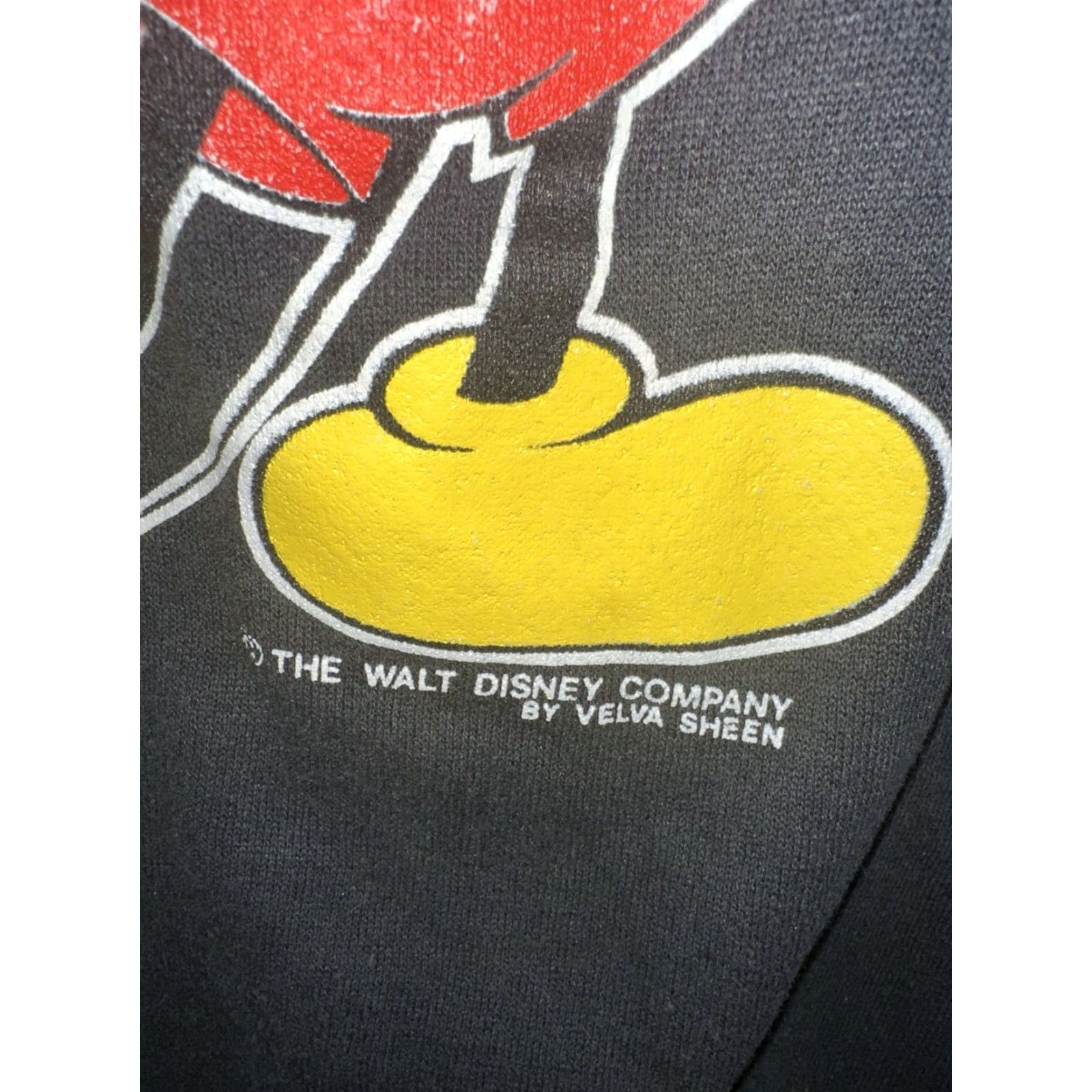 Velva Sheen VINTAGE Velva Sheen Mickey Mouse Sweatshirt Men's Size M Black Pullover USA Theme Size US M / EU 48-50 / 2 - 3 Thumbnail