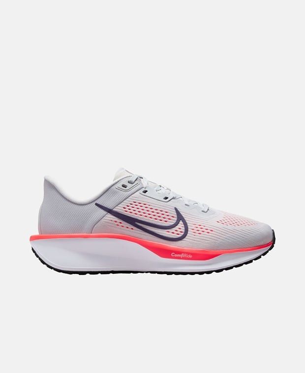 Nike Quest 6 Running Shoes in White, Women's