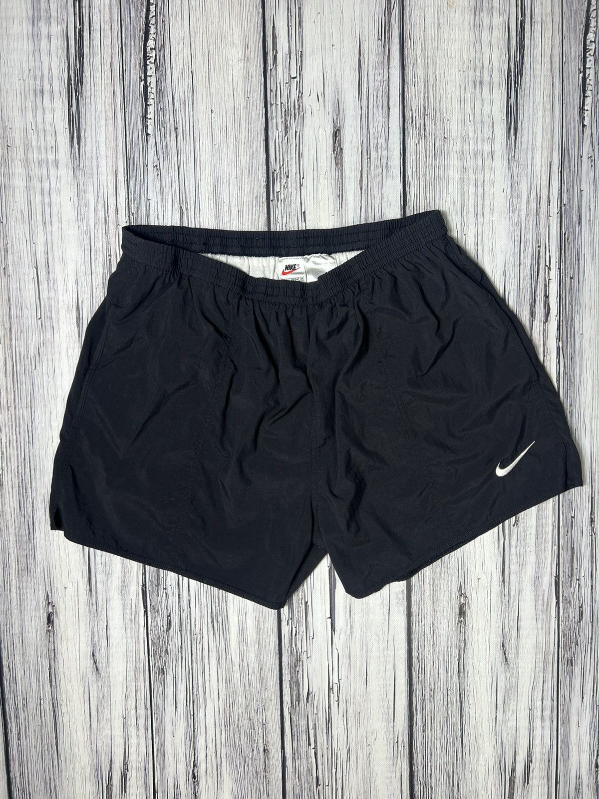 Nike Nike Shorts XL Vintage Size US 38 / EU 54 - 1 Thumbnail