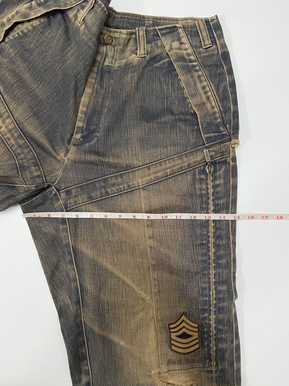 Jean Charles De Castelbajac CASTELBAJAC SPORTS DISTRESSED BAGGY JEANS Size US 34 / EU 50 - 17 Thumbnail